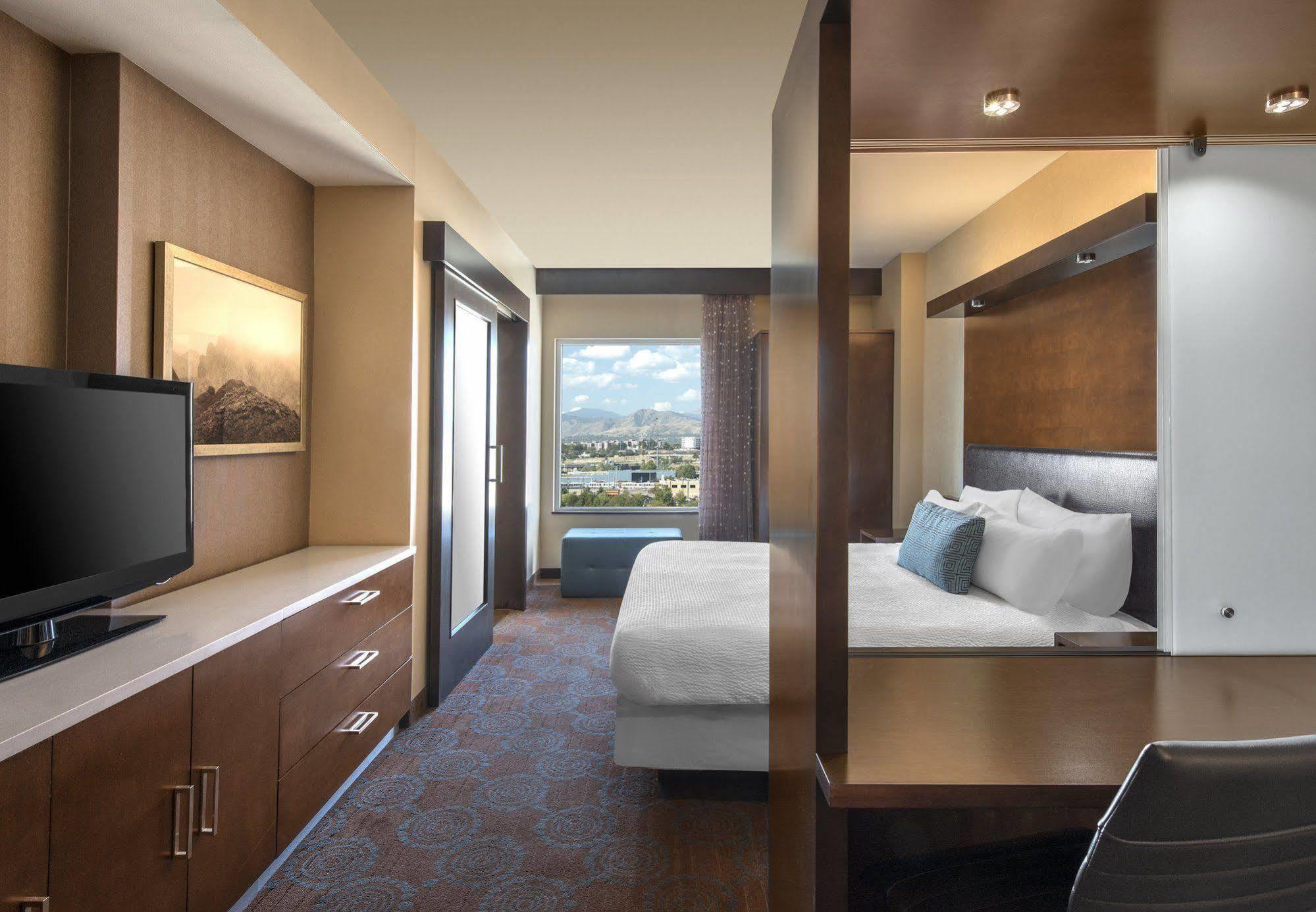 Springhill Suites By Marriott Denver Downtown Exteriör bild